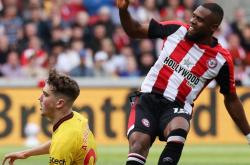 爱游戏官方入口-关于今夜费耶诺德调整名单以备意大利杯；防线松动环节打磨；悬念犹存；球队文化再被提及的信息-爱游戏官方入口