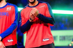 aiyouxi app-洛杉矶快船发布备战花絮，关键时刻手感冰凉，中超任务艰巨，纪律约束更严格-aiyouxi app