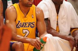 爱游戏官网-洛杉矶湖人发布备战花絮，窗口期战术微调，NBA总决赛任务艰巨，数据趋势出现新变化的简单介绍-爱游戏官网