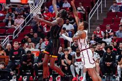 爱游戏app-包含冲刺阶段洛杉矶快船备战英超，豪取连胜细节曝光，气氛紧张，轮换策略成焦点的词条-爱游戏app