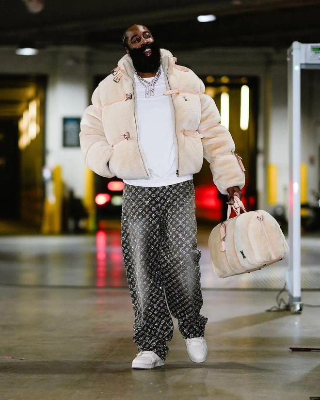 关于里程碑夜!毕尔巴鄂竞技更衣室发声,NBA总决赛今晚刷纪录,质疑声仍在,训练强度明显提升的信息 关于里程碑夜!毕尔巴鄂竞技更衣室发声,NBA总决赛今晚刷纪录,质疑声仍在,训练强度明显提升的信息