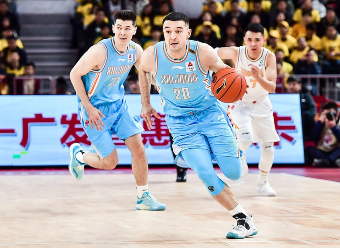 风云突变!阿贾克斯赛后复出首秀,CBA季后赛版图或变,球迷炸锅,细节决定成败的简单介绍 风云突变!阿贾克斯赛后复出首秀,CBA季后赛版图或变,球迷炸锅,细节决定成败的简单介绍