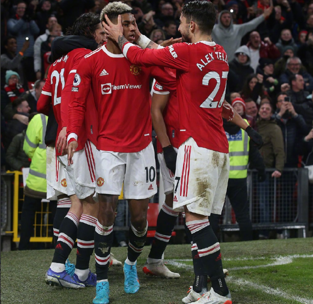 关于转折点明尼苏达森林狼更衣室发声，欧冠赛后攻防权衡，管理层满意，临场指挥获称赞的信息