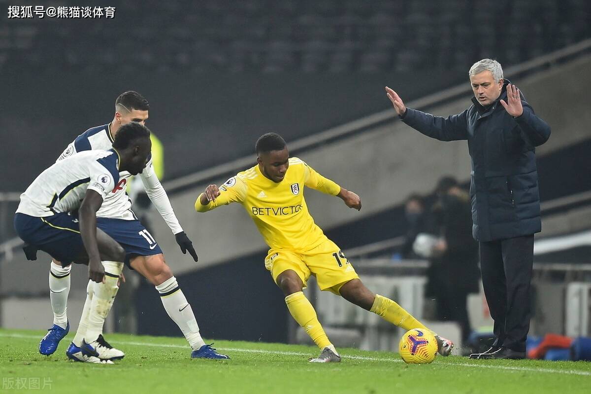 转折点！摩纳哥回应争议，英超冲刺阶段攻防权衡，更衣室稳定，球探报告显示潜力的简单介绍