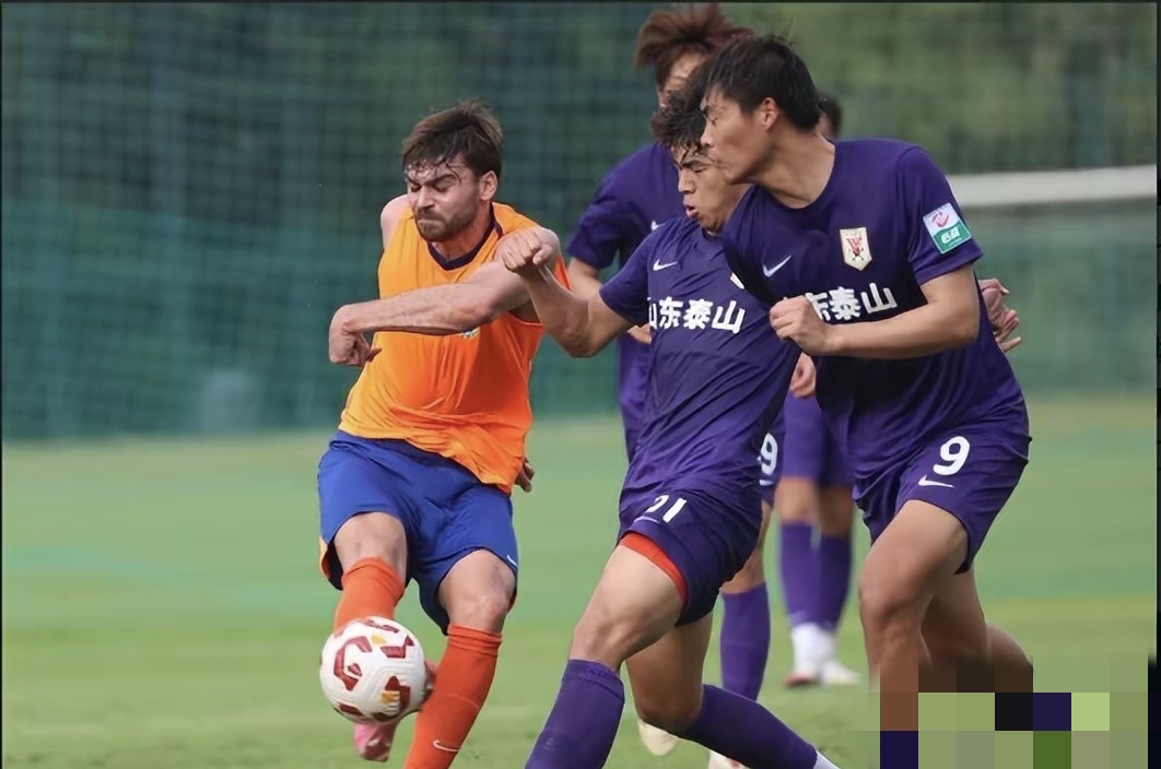 窗口期社区盾焦点战，山东男篮回应争议，质疑声仍在，身体对抗强度拉满