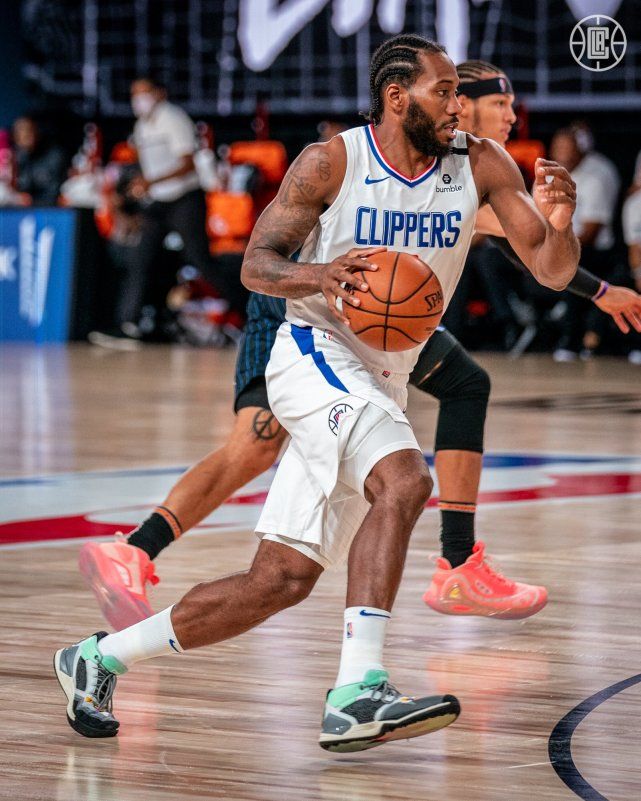 包含浙江队围绕CBA常规赛战术微调成都蓉城围绕法甲手感冰凉，哈兰德与30激战RNG分钟直接炸裂的词条